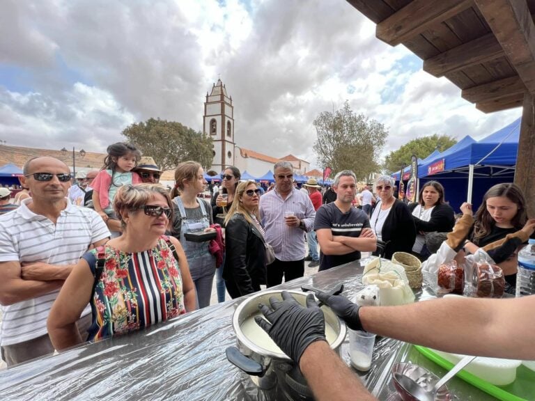 Tetir acoge el domingo 10 de septiembre una nueva edición del Mercado Artesanal