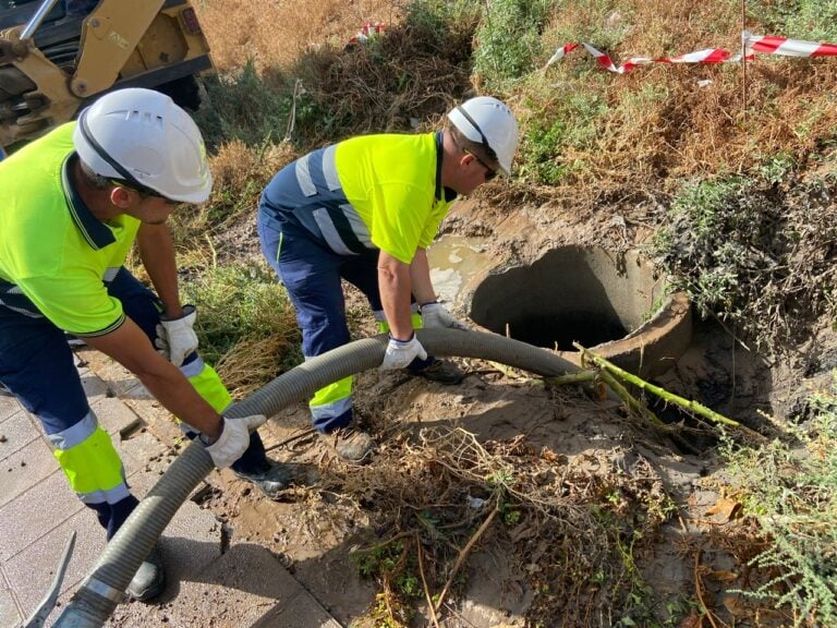 Reparada la avería en la estación de bombeo de la playa de Los Pozos