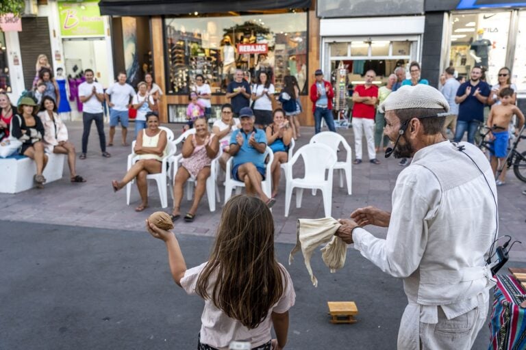 La Oliva abraza el turismo en una celebración del Día Internacional en Corralejo
