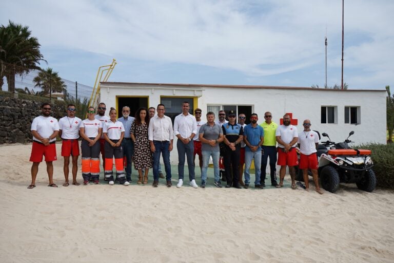 Cruz Roja asume el servicio de socorrismo acuático en Grandes Playas