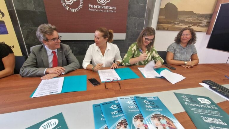 Cabildo y ECCA.edu abren la inscripción para los cursos de inglés y alemán para la atención turística