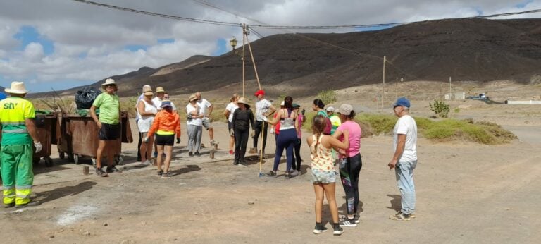 Compromiso vecinal en la Limpieza de Pozo Negro
