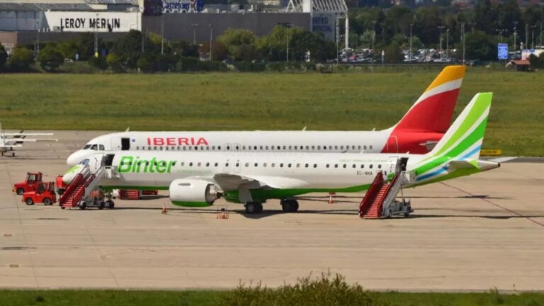 Iberia impugna el fallo del concurso en el que Binter le arrebató el handling en Canarias