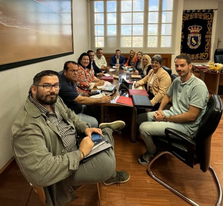 Preocupación en Pájara ante la decisión de Naviera Armas de limitar la conectividad a los fines de semana