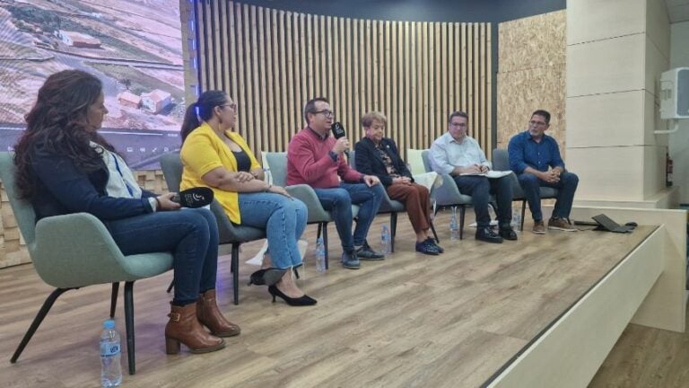 Éxito en las I Jornadas aCERcarte de verdad, organizadas por el colectivo de escuelas rurales