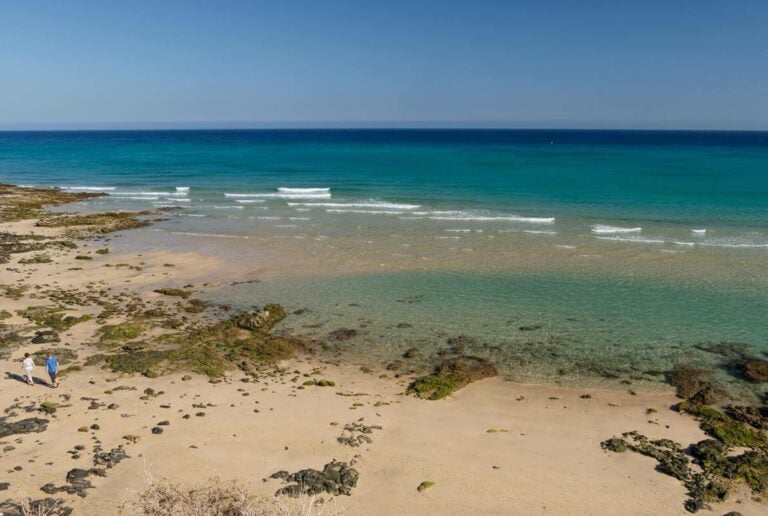 Muere una mujer de 73 años en una Playa de Esmeralda