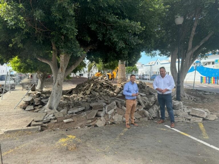 Arranca la construcción de la nueva zona verde de La Lajita