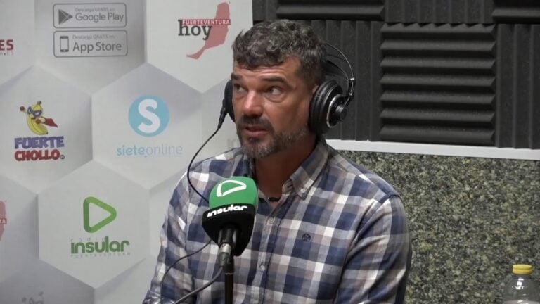 DANI BASTOS: “Queremos eliminar la barrera de hormigón y construir un muelle dimensionado y sostenible”