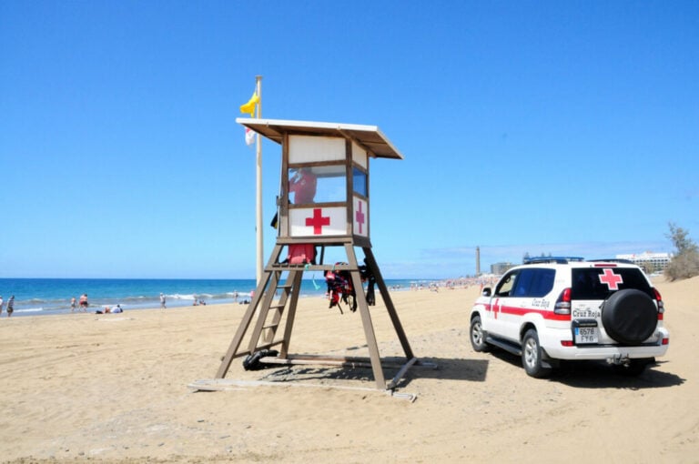 La Oliva aprueba  iniciar procedimiento de sanción a la Cruz Roja por incumplimientos en servicios de socorrismo