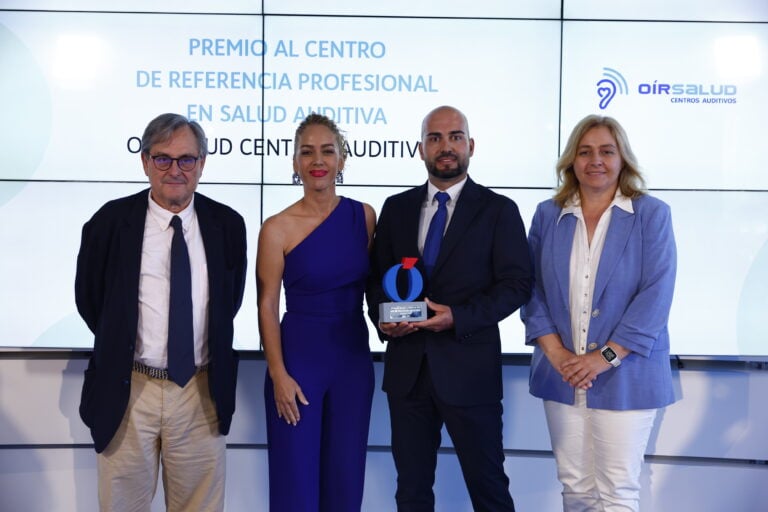 Oír Salud recibe el Premio al Centro de Referencia Profesional en Salud Auditiva