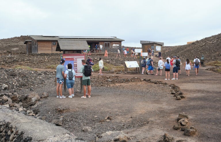 El Cabildo realiza visita de reconocimiento al Parque Natural del Islote de Lobos