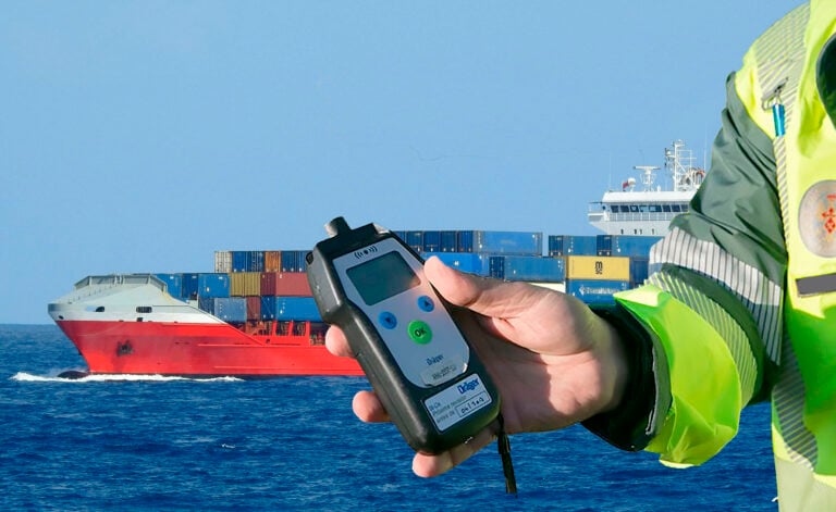 Caos en el Puerto de Las Palmas: capitán ebrio al mando de un portacontenedores