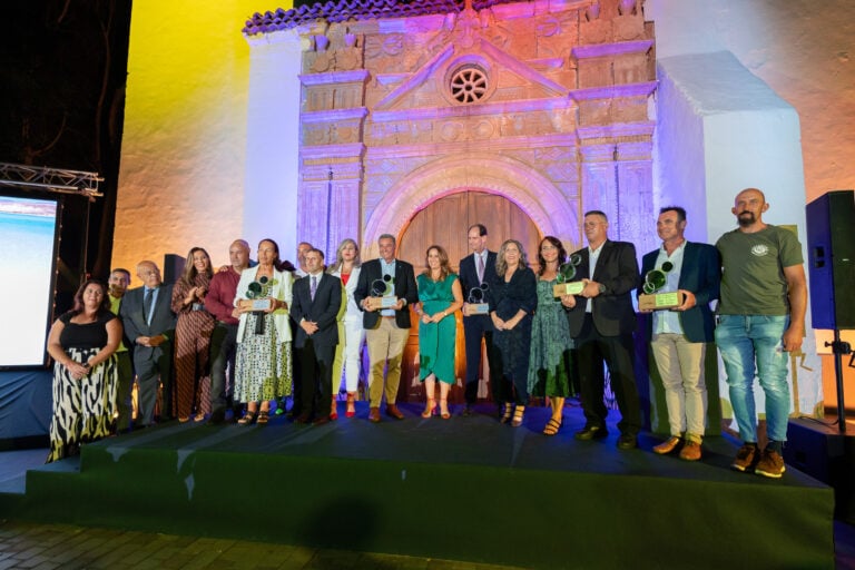 El turismo se viste de gala en una noche de distinciones y emoción en Pájara