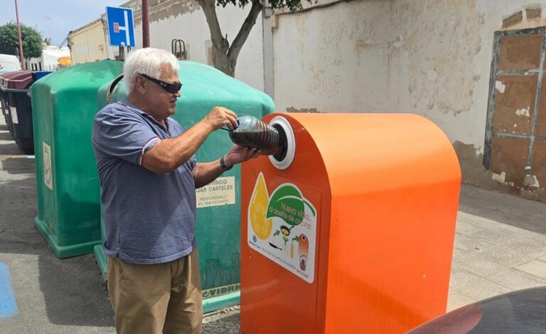 Gran respuesta ciudadana al servicio de recogida de aceite vegetal en Puerto del Rosario