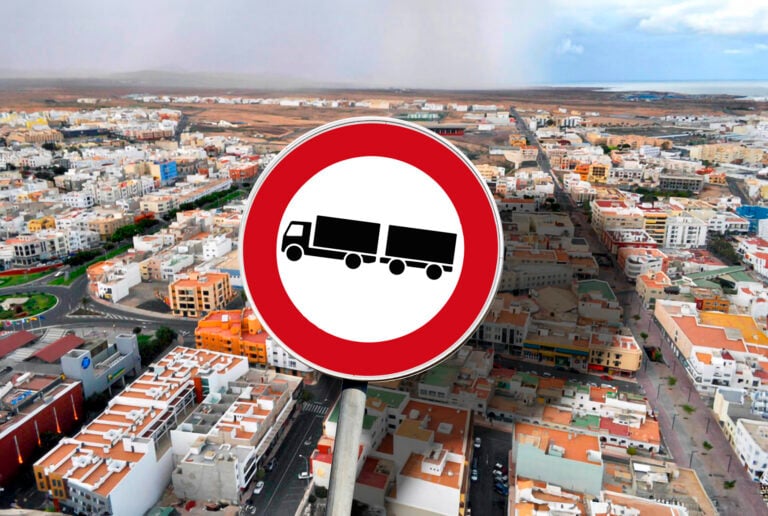 Nuevas restricciones para vehículos pesados en Puerto del Rosario tras la aprobación de la ordenanza de movilidad
