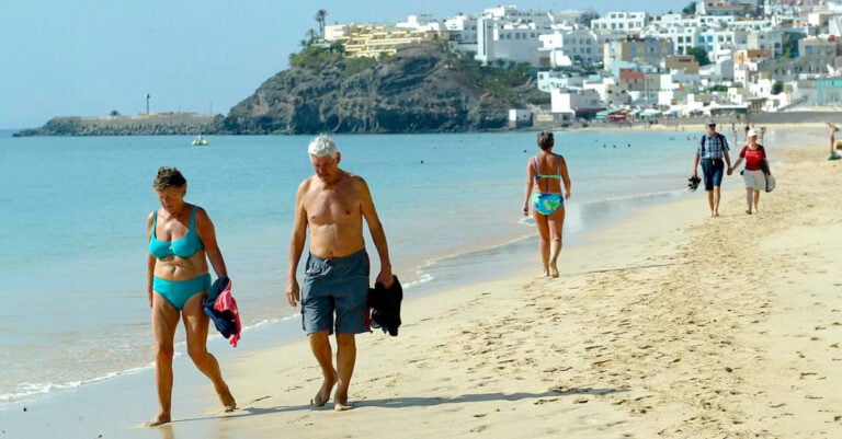 Canarias recibe un 8,5% más de turistas internacionales en julio de 2024