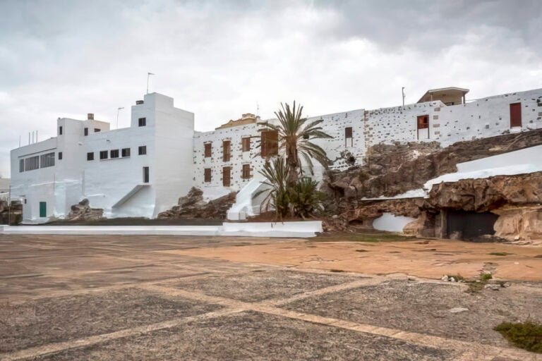 “No será fácil llegar a un acuerdo con los empresarios para proteger las Escuevas”