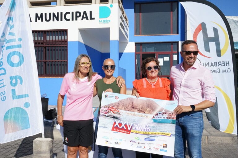 Corralejo celebra la ‘XXV Travesía a Nado Isla de Lobos’ este 13 de octubre