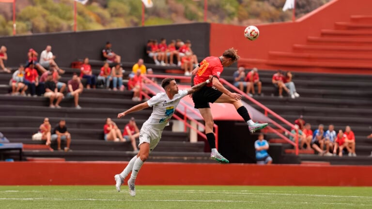 El Herbania mereció más en el Carrillo