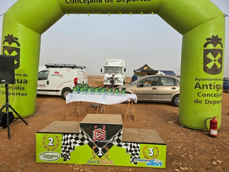 El XI MotorSolidario reúne a 40 equipos y campeones en el Circuito de Los Alares