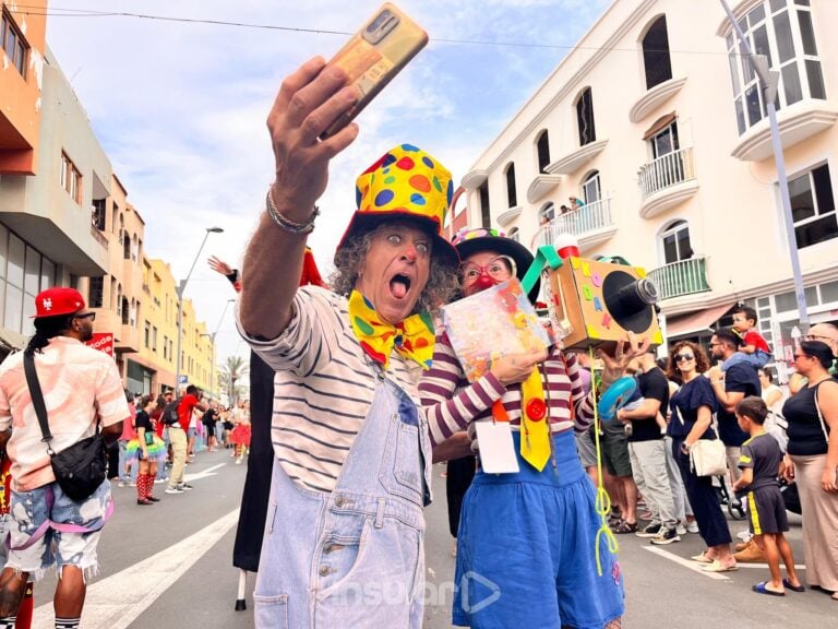 Gran Tarajal se llena de risas: éxito en el XIV Festival Internacional de Payasos Tran Tran