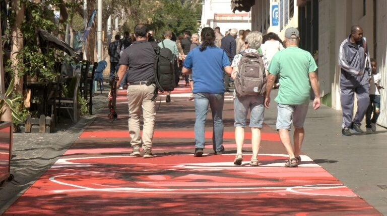 Pájara conmemora el 125.º aniversario de Morro Jable con un impactante mural
