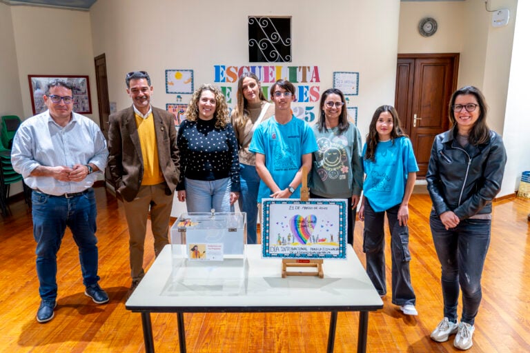 «Escuelitas de Colores» fomenta la tolerancia a través del arte en su VI Concurso de Carteles