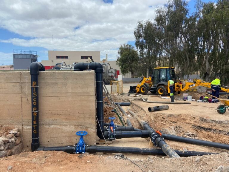 Más plantilla, mejor mantenimiento y respuesta inmediata: así será el nuevo servicio de saneamiento en Puerto del Rosario