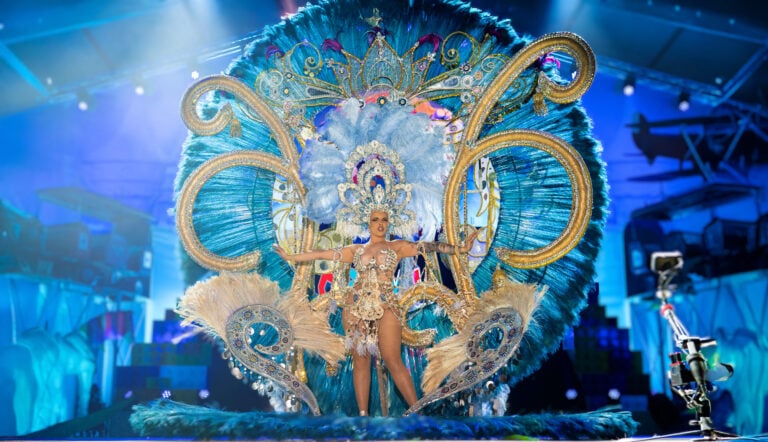 Puerto del Rosario ya tiene reina: Zuleima Hernández Castillo brilla en una gala histórica