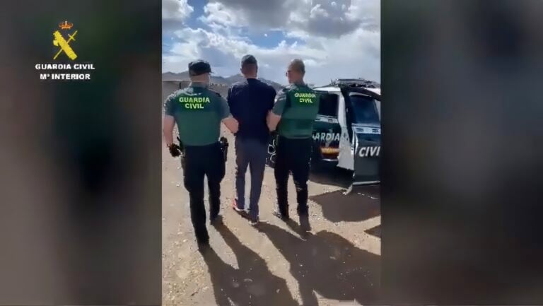 Intentó huir, pero dejó su DNI: Detenidos dos hombres por tráfico de drogas en Tuineje