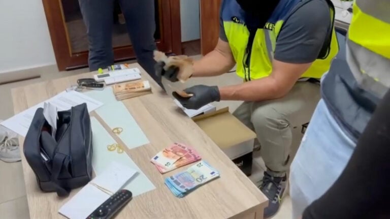 Cae una red internacional de narcotráfico en Canarias con 48 detenidos y 3.800 kilos de cocaína intervenidos