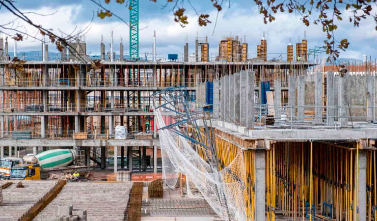 2.500 millones en juego: luz verde a la RIC con fin social para paliar la crisis de vivienda