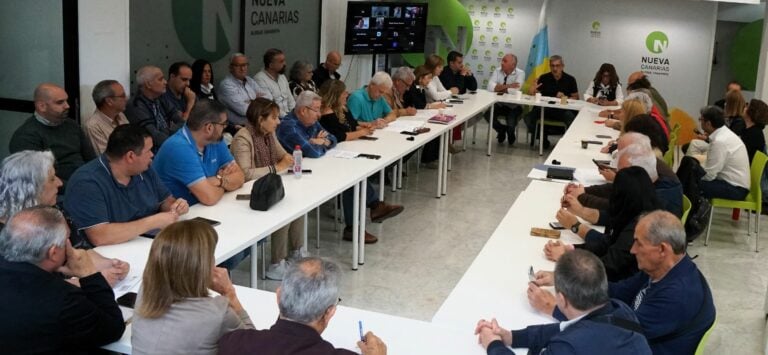 NC advierte que los pactos del PP y Vox ponen en riesgo el autogobierno y alertan de su impacto en Canarias