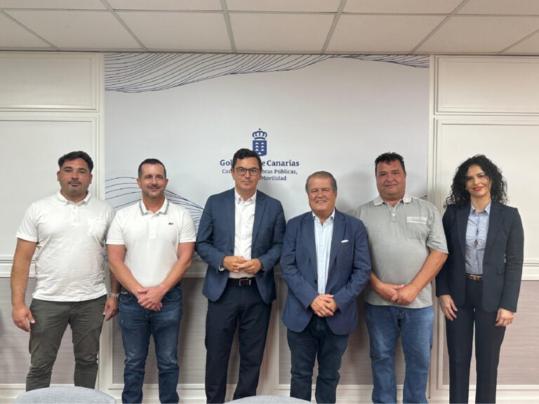 Encuentro entre el Consejero Pablo Rodríguez Valido y Propietarios de suelo del Plan Parcial La Lajita 2000