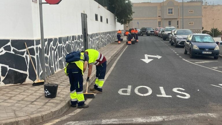 Puerto del Rosario avanza con la campaña de limpieza intensiva “Quiéreme un poquito más” en nuevas zonas del municipio