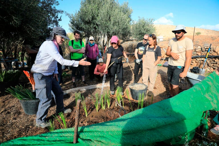 Refuerzan la agroecología en Fuerteventura con una nueva edición del taller “Arrimando el Hombro”