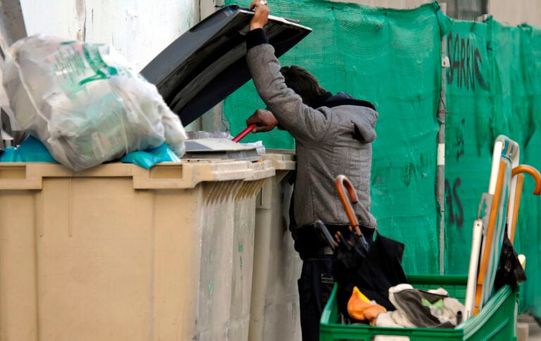 Canarias mantiene una tasa de pobreza del 24,6% en 2024 pese al crecimiento económico