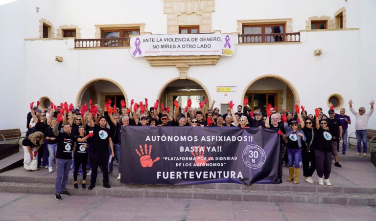 Autónomos majoreros alzan la voz en Puerto del Rosario: “Nos sentimos solos, maltratados y sin los mismos derechos”