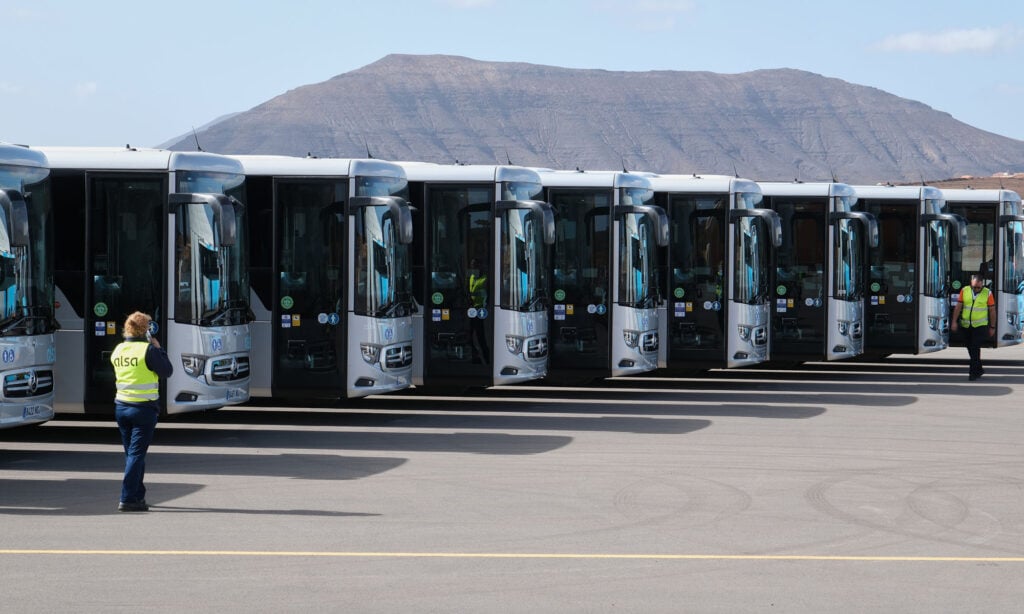 Fuerteventura estrena la flota de guaguas más joven de Canarias: antigüedad media de 3,8 años