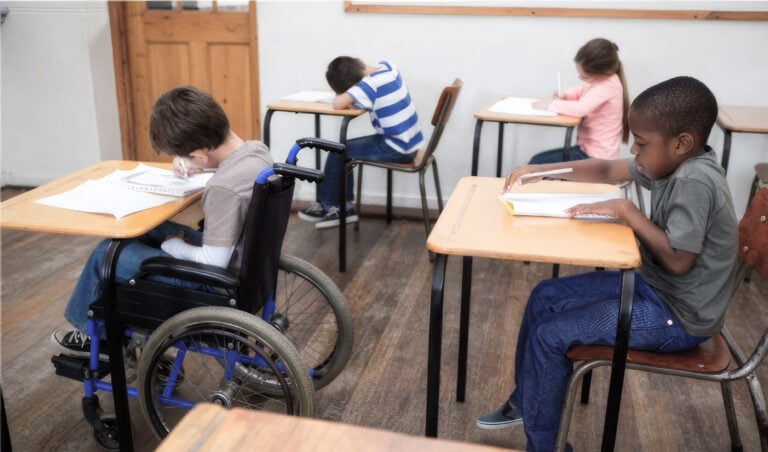 Madres sin Miedo denuncia que el Gobierno de Canarias “simula una ampliación” del plazo de participación en el decreto de convivencia escolar