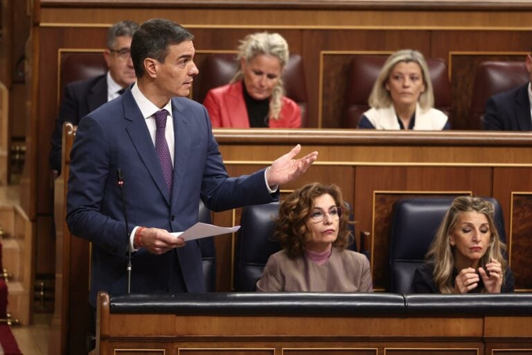 Sánchez asegura que los Presupuestos “van a sentar bien a Canarias” y pide a CC que convenza al PP