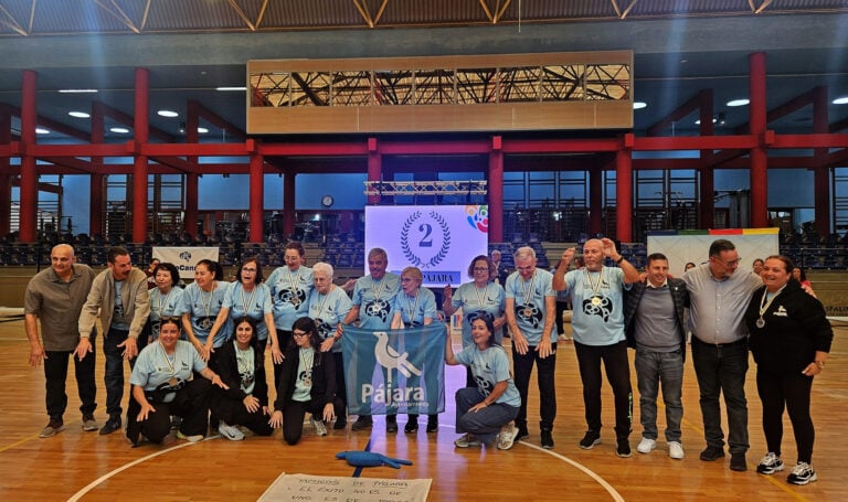 Medalla de plata para Amigos de Pájara en las Neurolimpiadas 2025