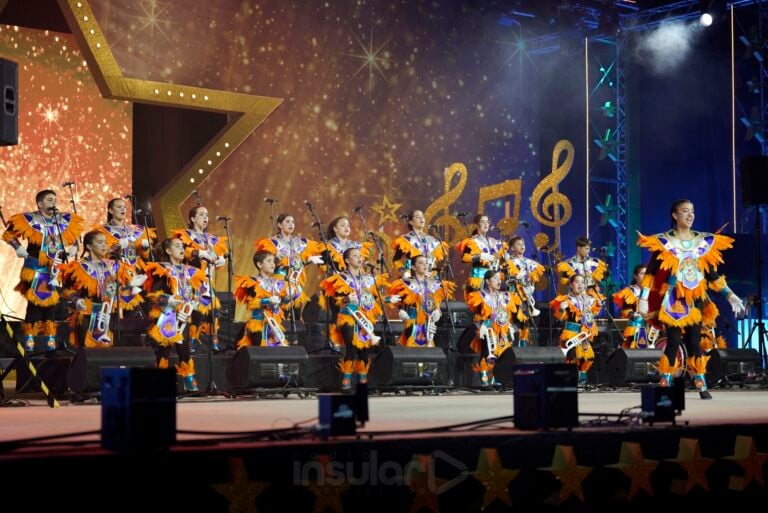 Pizpiretas alzan la voz por su colegio, la falta de luces y el poco apoyo a la cantera murguera