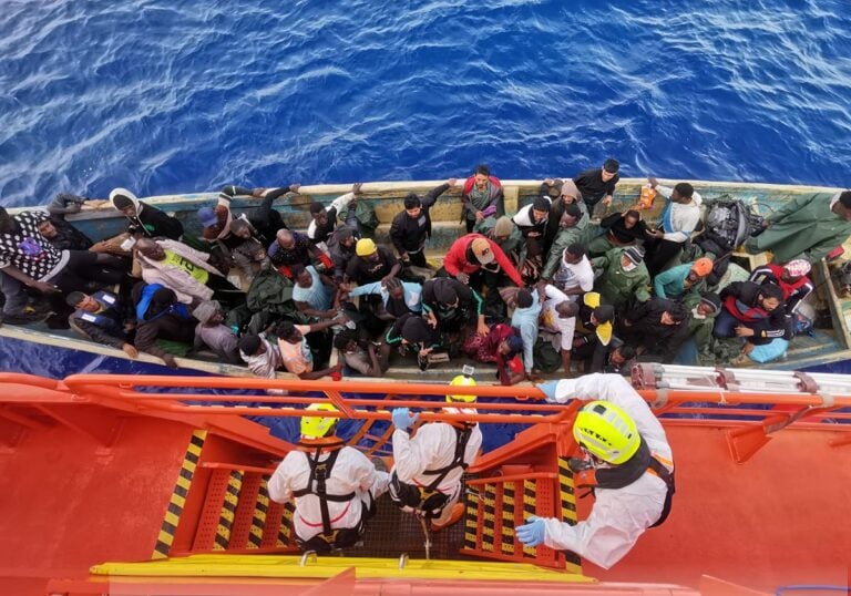 Salvamento Marítimo rescata a 59 migrantes al suroeste de Fuerteventura