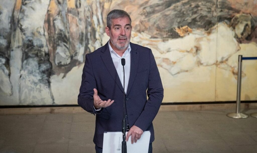 Fernando Clavijo critica la gestión unilateral de Aena y aboga por una representación canaria en su consejo