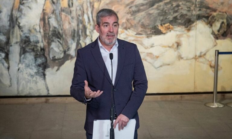 Fernando Clavijo critica la gestión unilateral de Aena y aboga por una representación canaria en su consejo