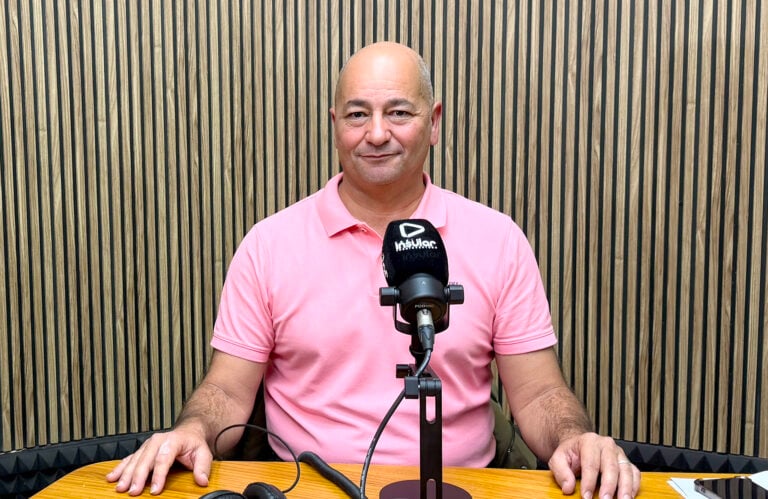 Luis Chacón: “Es un logro haber podido consensuar el cuadrante con el sector del taxi de Puerto del Rosario”