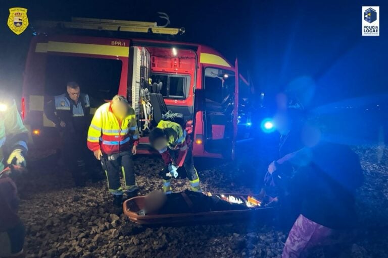 Rescatan a una persona accidentada en una zona de difícil acceso en Cuesta Perico