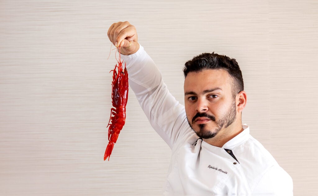 Un «pellizco» de memoria y creatividad: la cocina de Rigoberto Almeida que quiere emocionar