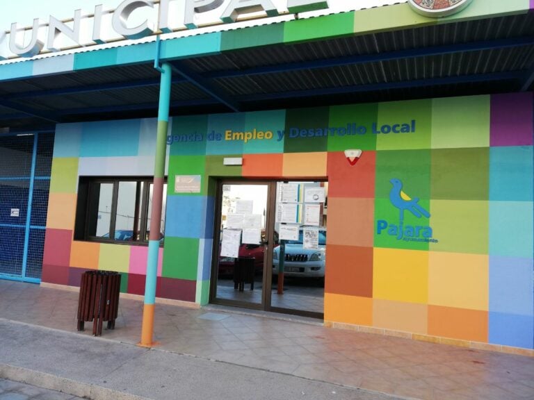 Pájara reduce un 22,7% el paro juvenil en febrero, destacando en la lucha contra el desempleo